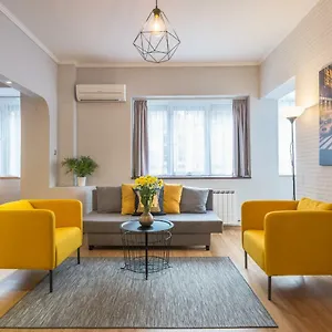 5th Avenue | Two Bedroom, Two Bathroom, Positano Street Appartamento